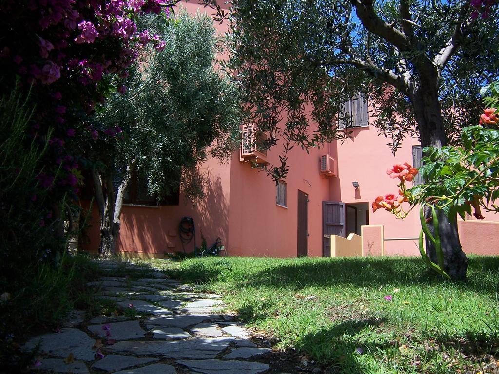 Casa Marina Di Arbus *